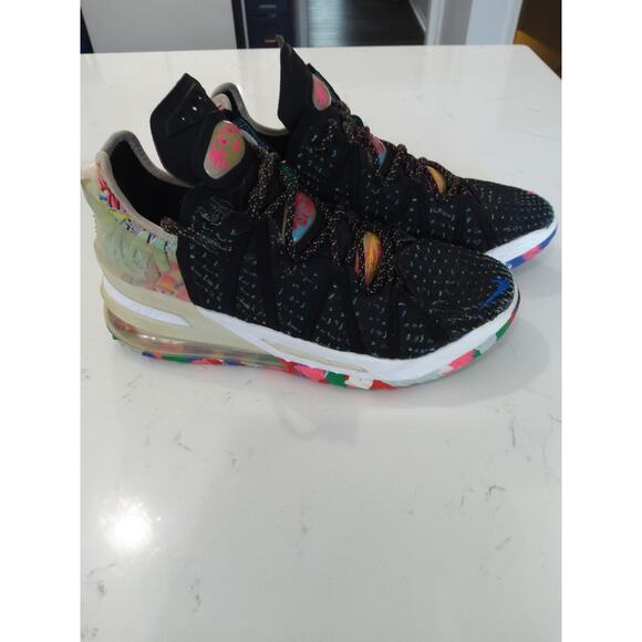 🔥 Nike LeBron XVlll 18 James Gang basketball  SneakerBlk/pink Sz8.5 - Picture 4 of 12